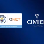 احتفال لاعبو مانشستر سيتي بمجموعة ساعات QnetCity