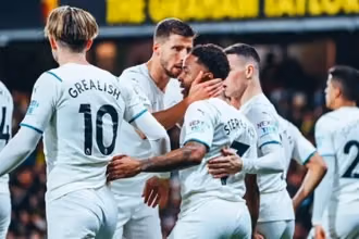 مانشستر سيتي و واتفورد و تصدر الدوري الانجليزي بعد الفوز على واتفورد بثلاث اهداف