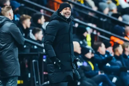 مانشستر سيتي و واتفورد و تصدر الدوري الانجليزي بعد الفوز على واتفورد بثلاث اهداف