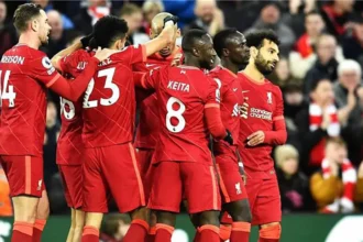منافسة قوية بين مانشستر سيتي وليفربول في تصدر الدوري الإنجليزي