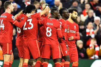 منافسة قوية بين مانشستر سيتي وليفربول في تصدر الدوري الإنجليزي