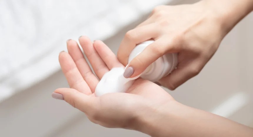 Nettoyage du visage : 5 erreurs courantes