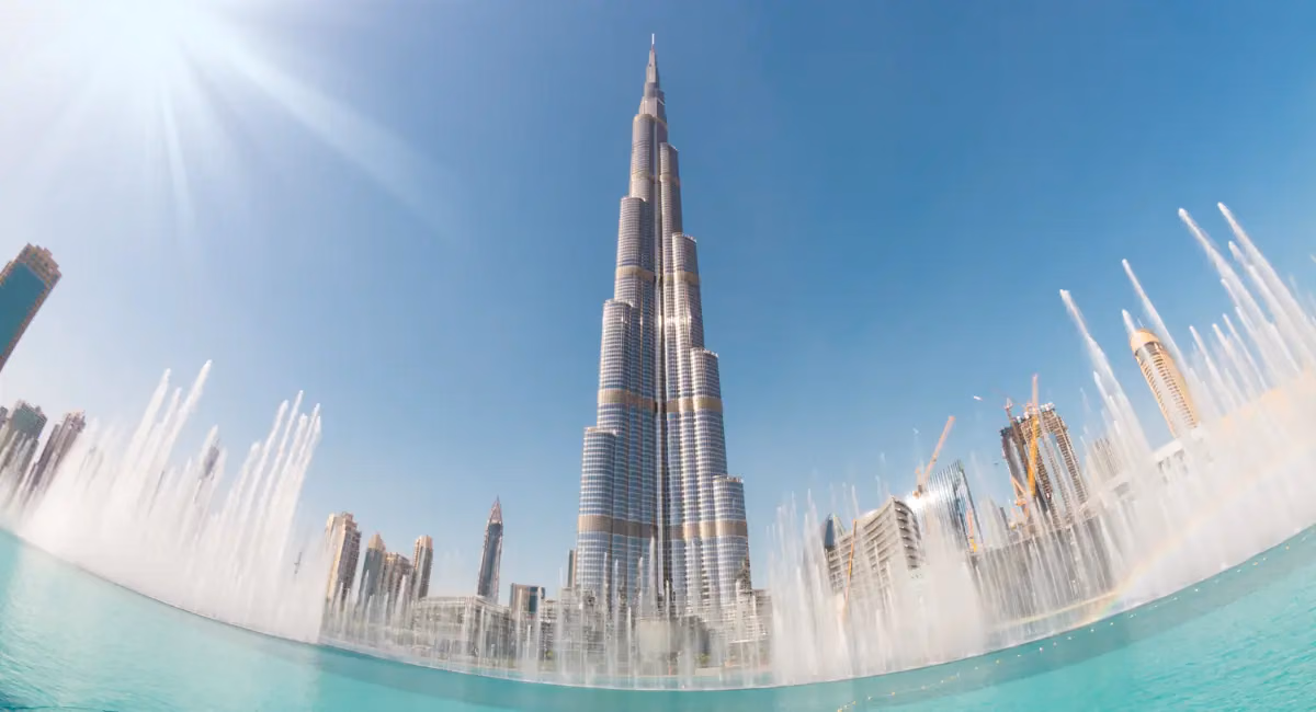 أفضل 4 أماكن لقضاء عطلة عائلية في دبي 4 دبي مول ونافورة دبي