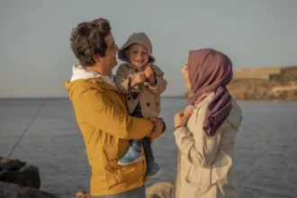 أفضل تطبيقات السفر التي لا غنى عنها لكل مسافر مسلم